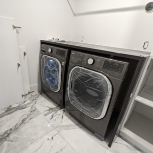 Washer & Dryer (2) 2